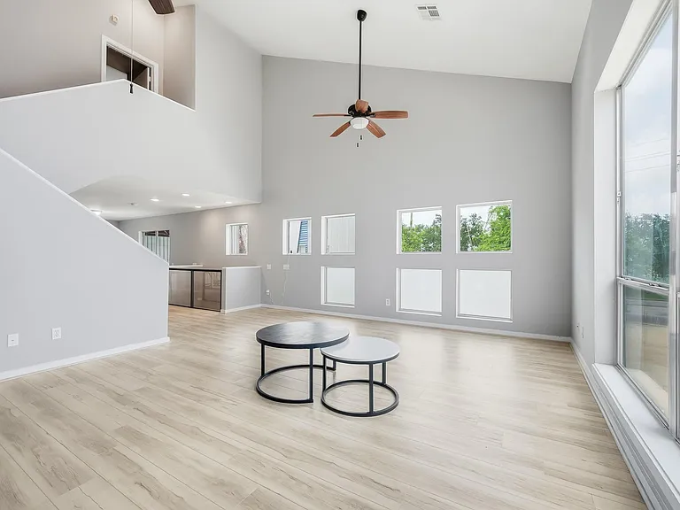 6908 Yellowstone Way Dr — Photo 15
