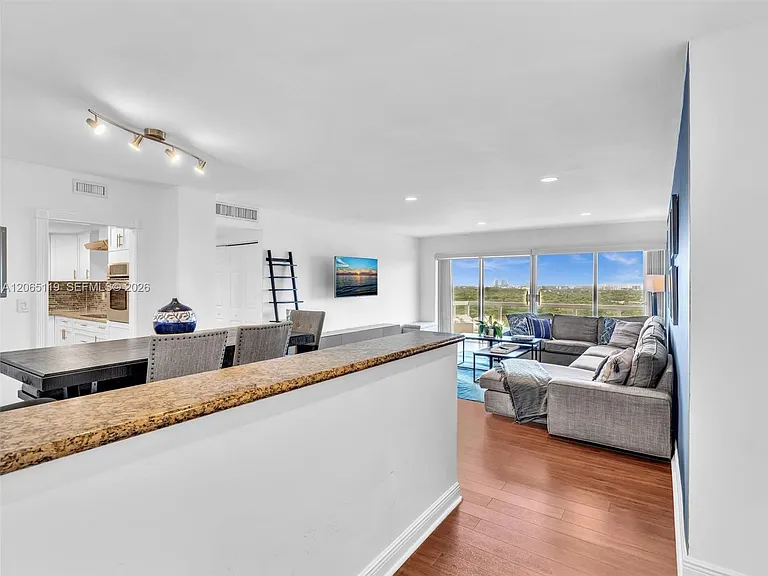 2451 S Brickell Ave #20M — Photo 6