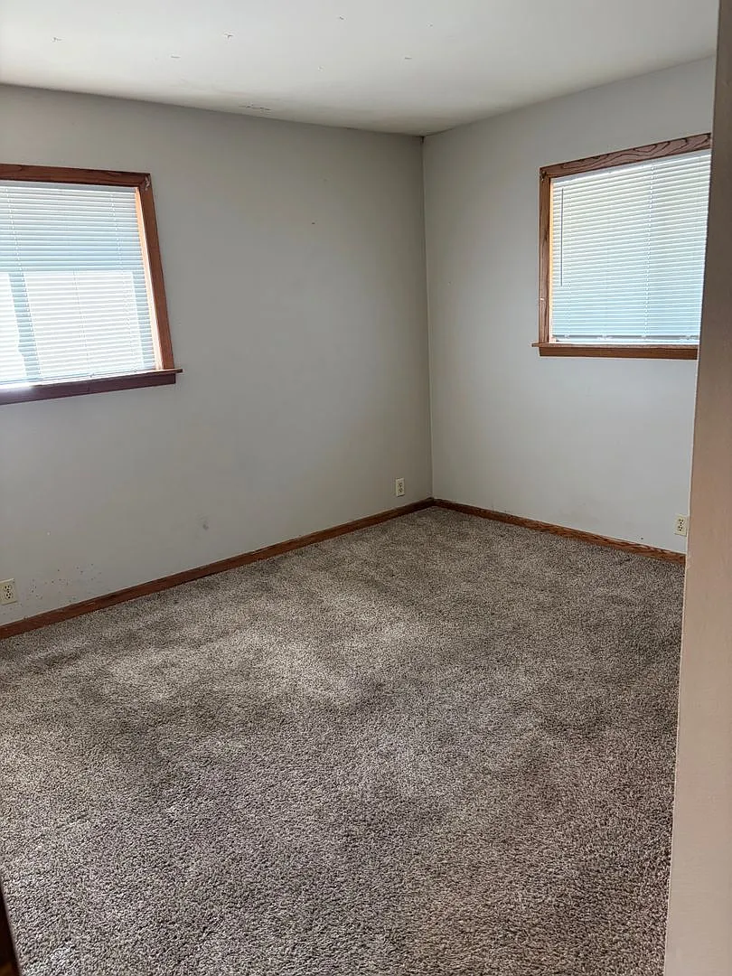Sunnyside Apts LLC — Photo 4