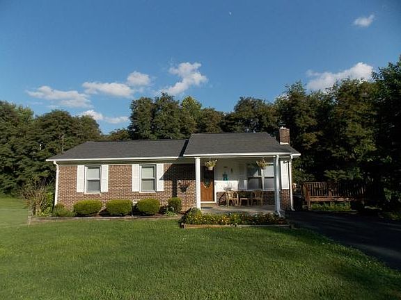 2nd image of 20001 Greenbriar Dr