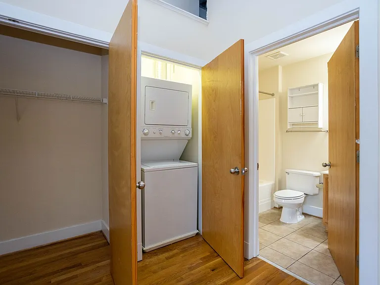 Cornish Brewery Apartment Homes — Photo 34