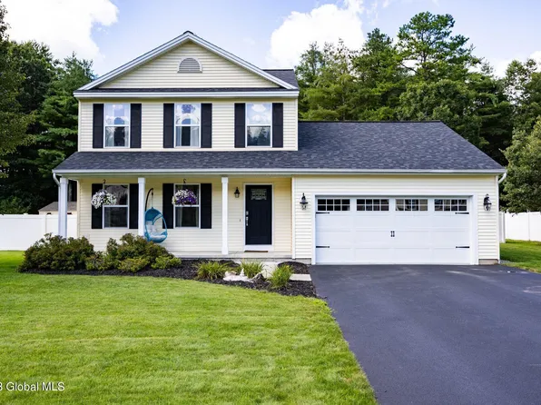 17 Evanna Drive, Queensbury, NY 12804