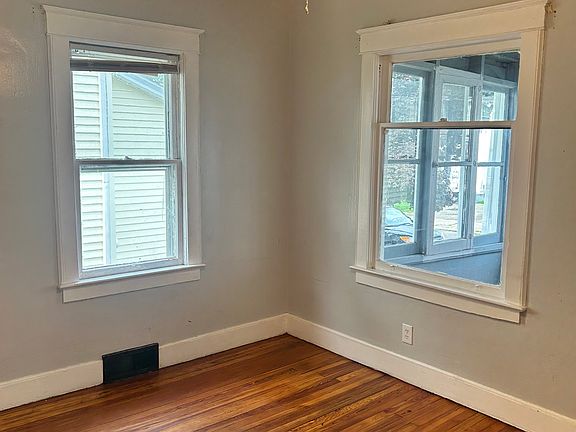 3rd image of 317 Odell Ave #1