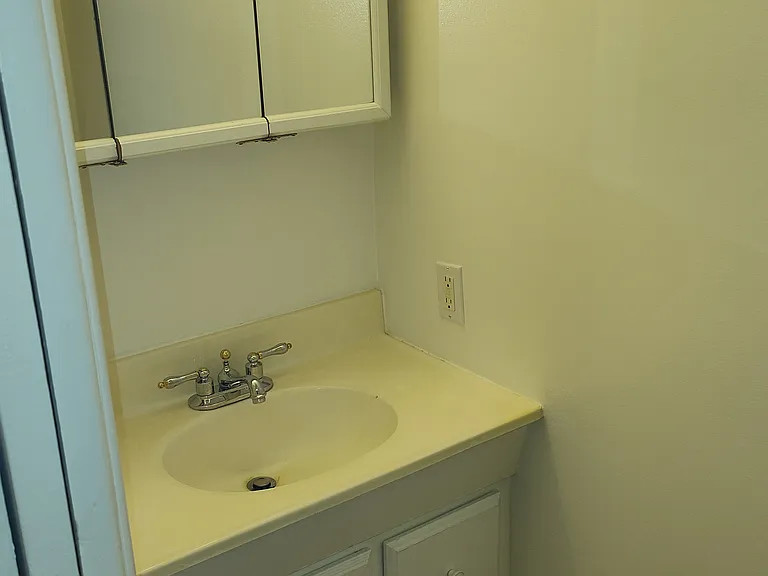 1617 E Lakewood Dr — Photo 6