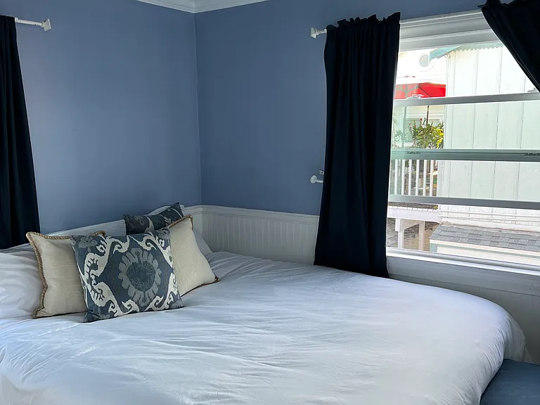 227 Apolena Ave — Photo 15