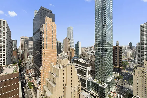 Rented by Keller Williams NYC | media 26