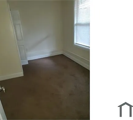 5 bed, 2500 sqft, $4,000 — Photo 4