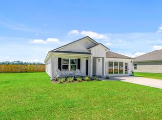 85 Hawthorn Pass, Crawfordville, FL 32327