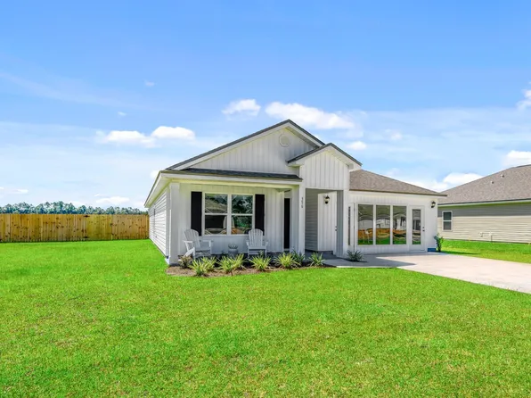 85 Hawthorn Pass, Crawfordville, FL 32327