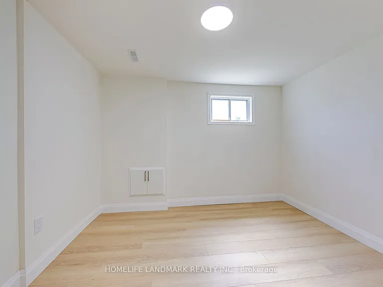 451 Sandmere Pl — Photo 38