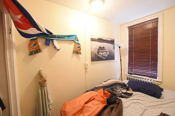 Rented by REAL New York | media 25