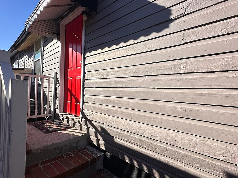 111 Drake St #B — Photo 10