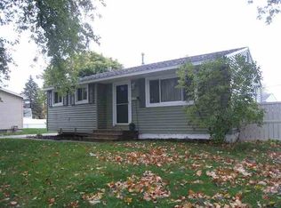 5016 49th Street Ct, Moline, IL 61265