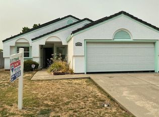 8362 New Point Dr, Sacramento, CA