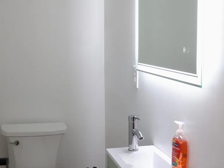 Powder room