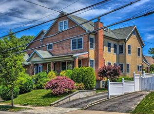 176 Weyman Ave, New Rochelle, NY 10805