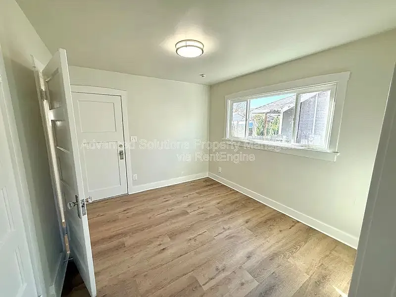 2 bed, 1071 sqft, $1,075 — Photo 4