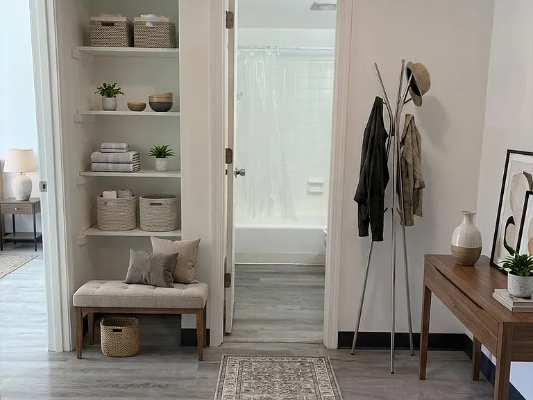 750 Michigan Ave E #4 — Photo 9