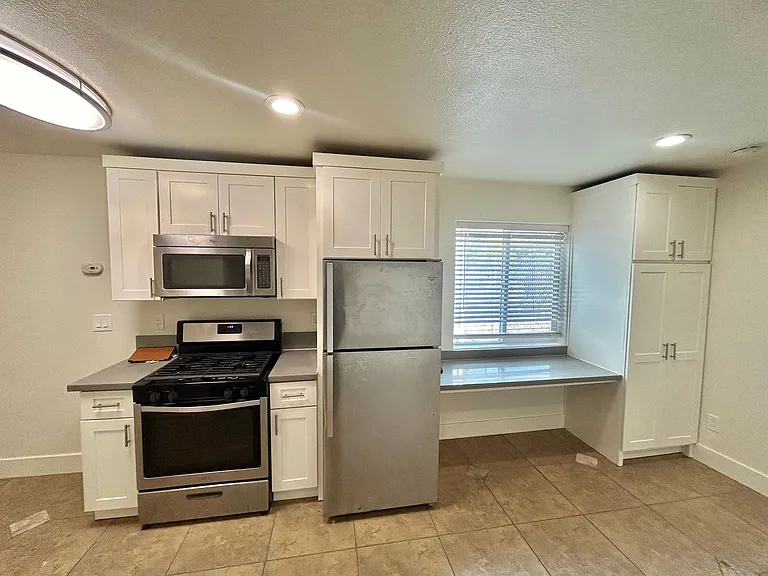 228 - Squaw Valley Road LLC — Photo 8