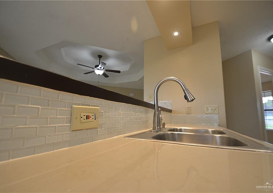 2nd image of 3821 Opal Dr