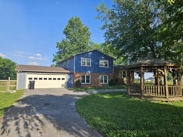 11885 Palmyra Rd, Oak Grove, KY 42262