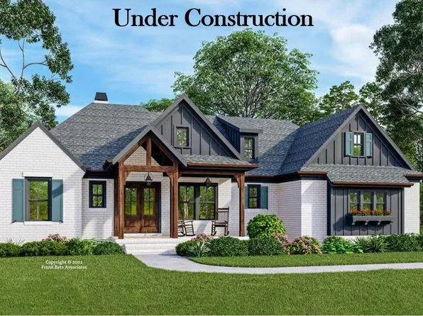 700 Winged Foot Dr, Richmond, KY 40475
