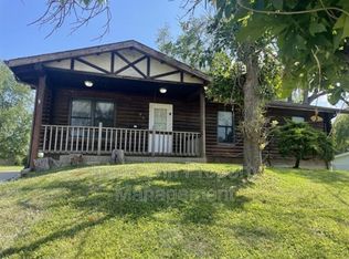 60 Mohan Dr, Florissant, MO 63033