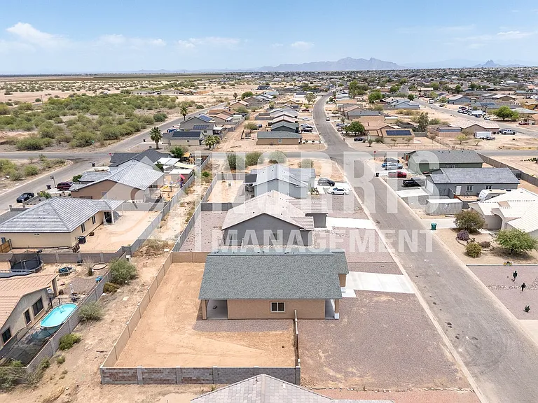 12532 W Delwood Dr — Photo 41