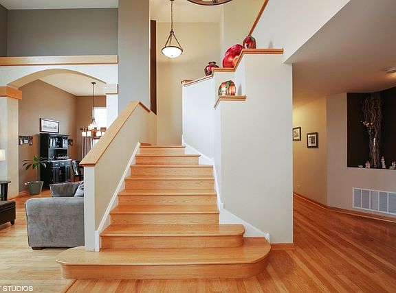 2nd image of 1362 Branden Ln