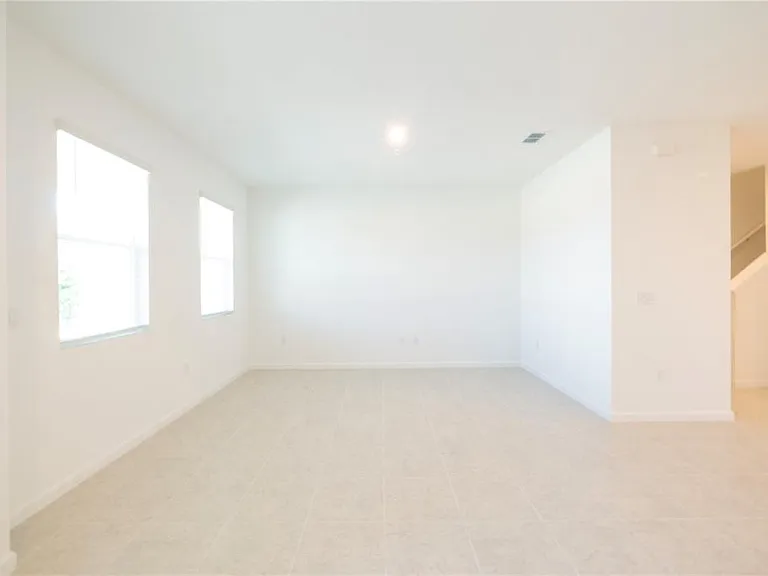 104 Royal Ranch Rd — Photo 30