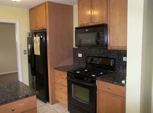 7705 Palma Ln, Morton Grove, IL 60053