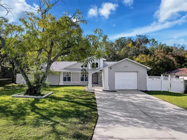 8076 Philatelic Dr, Spring Hill, FL 34606