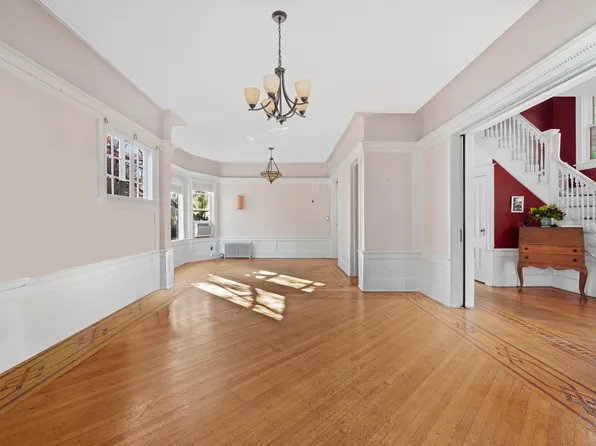 244 Argyle Road image 7 of 25