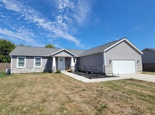 112 Dublin Ln, Saint Paris, OH 43072
