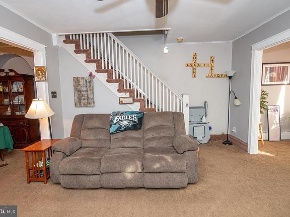 4th image of 2808 S Sheridan St