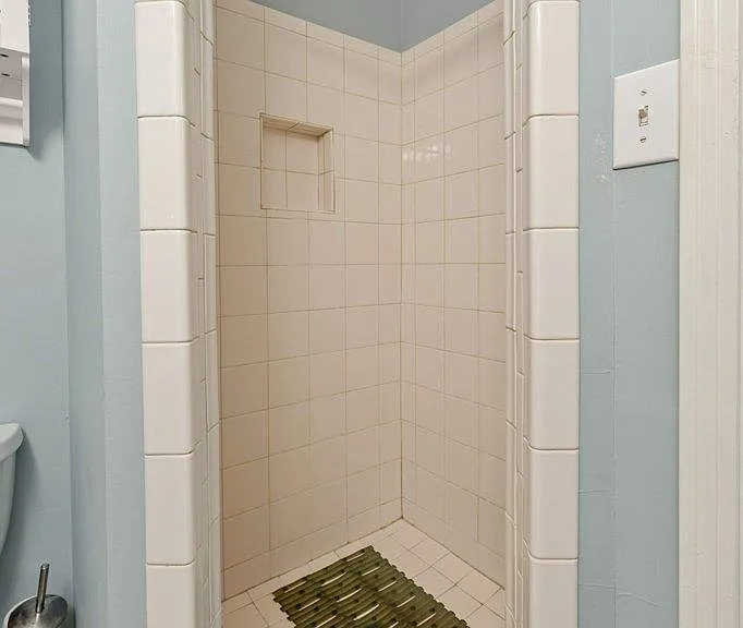 1142 Old Fort Dr — Photo 22