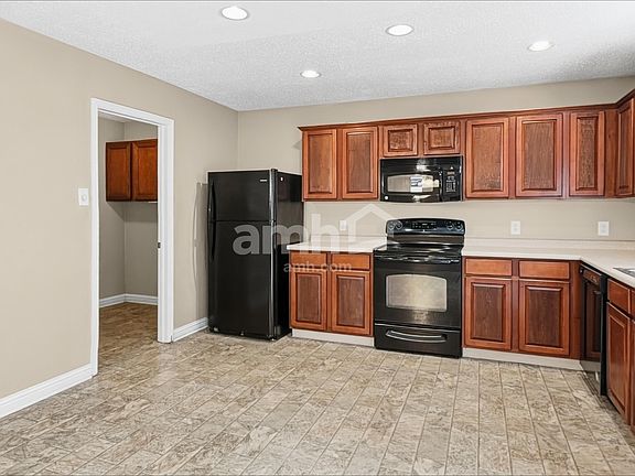 3rd image of 10442 Juniper Breeze Dr