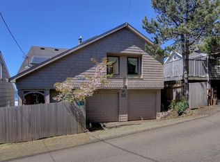 1775 Rosenberg Loop, Oceanside, OR 97134