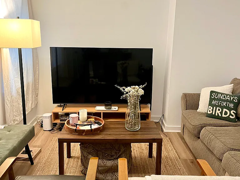 61 W Sharpnack St #1 — Photo 4
