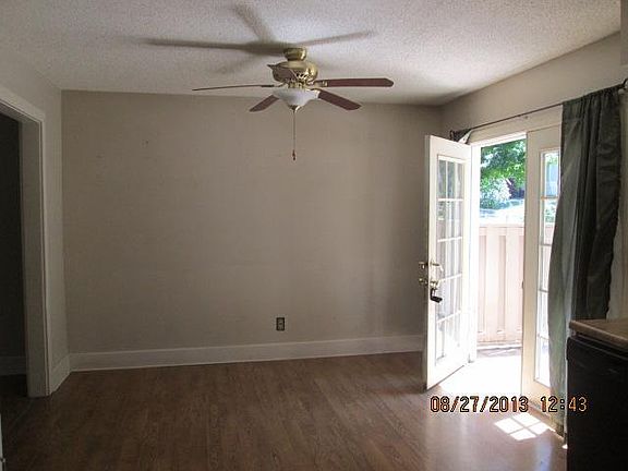 5th image of 1323 Golfview Dr