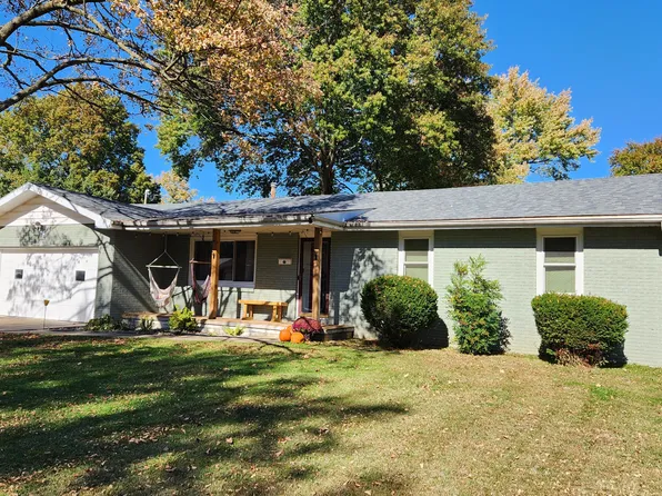 1327 E Edgewood Street, Springfield, MO 65804