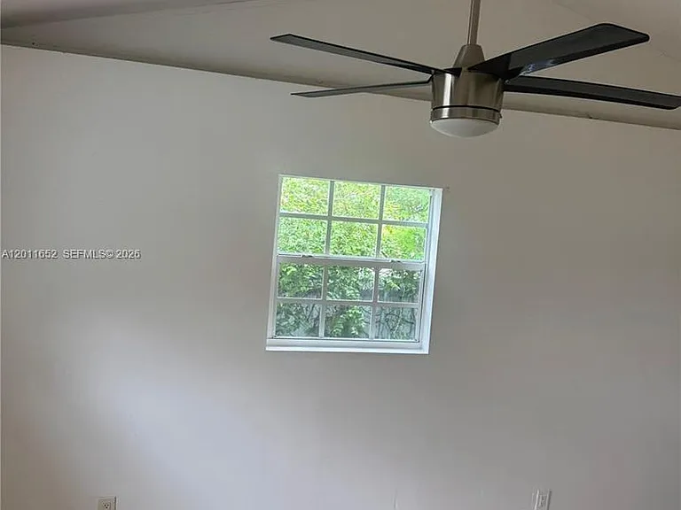 411 NW 106th St #0 — Photo 7