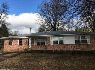 7312 Briarwood Dr, Little Rock, AR 72205