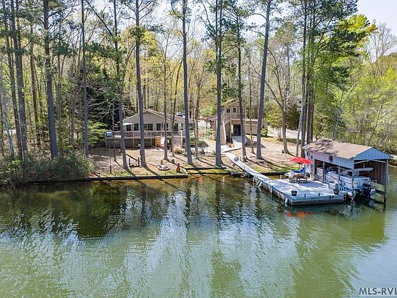 2nd image of 350 Country Club Dr