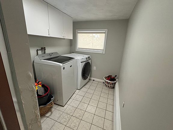 5th image of 15 Rosewood Dr #2