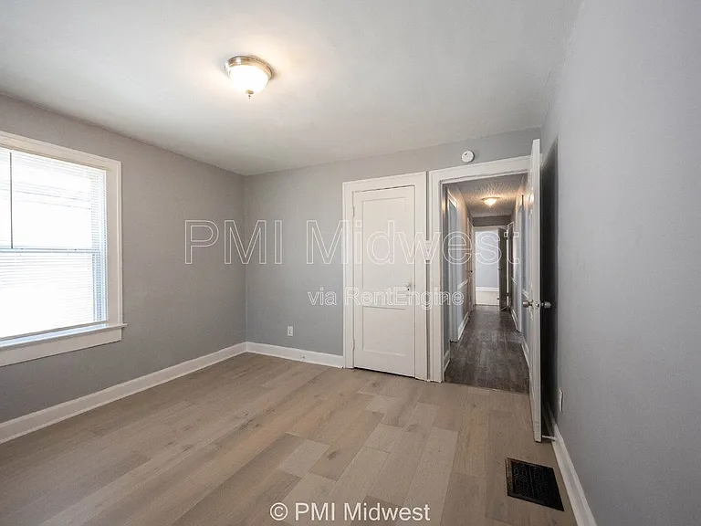 1321 N Ewing St — Photo 28
