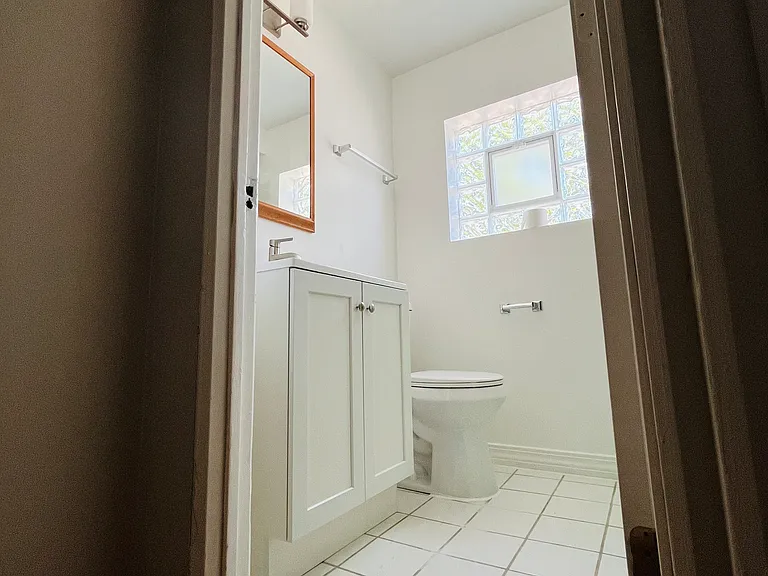 11414 S Western Ave #1A — Photo 9