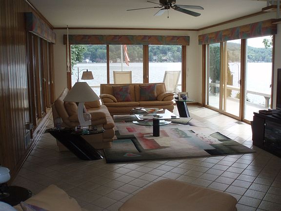 Veiws from every room - lots of windows, lots of sun!