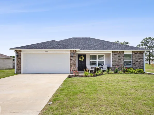 326 Emma Dr, Brookland, AR 72417