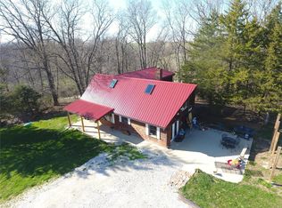 2075 County Road 142, Philadelphia, MO 63463
